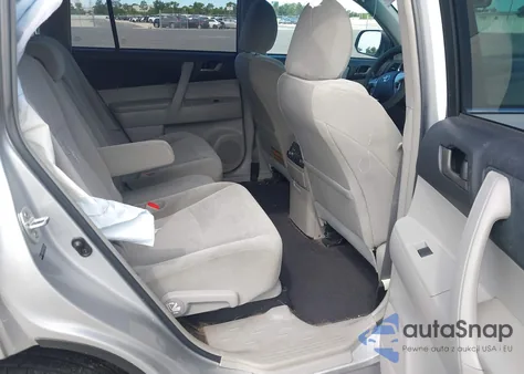 2012 Toyota Highlander Base V6 from USA, damaged, VIN 5TDZK3EH1CS056614